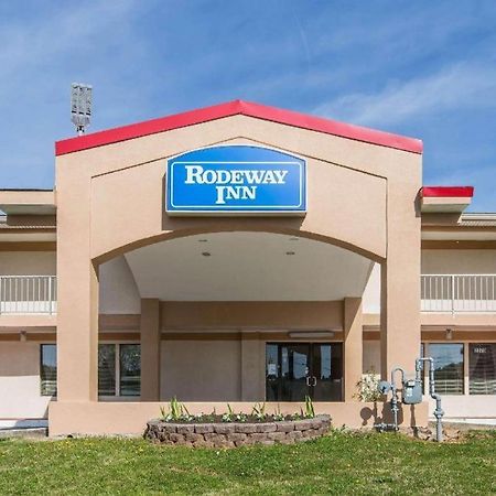 Rodeway Inn Marietta Exterior photo