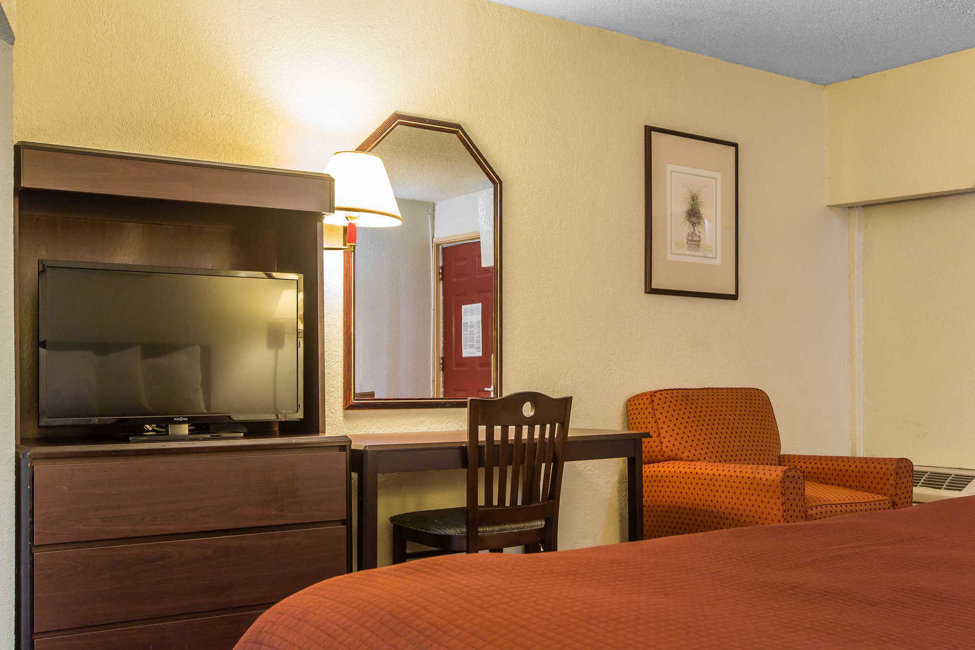 Rodeway Inn Marietta Room photo